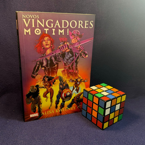 Livro Novos Vingadores: Motim! - Alisa Kwitney