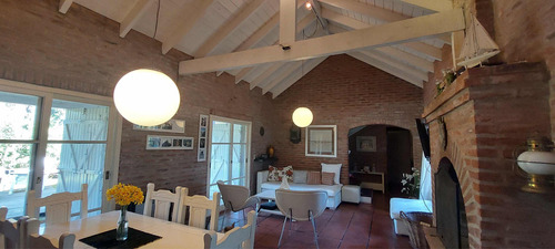 Casa 5 Ambientes En Pinamar Norte A 2 Cuadras Del Mar, Altura Balneario Cr, Acepto Velero Oceanico, O Propiedad En Zona Norte D Bs As (nuñez Hasta Beccar)