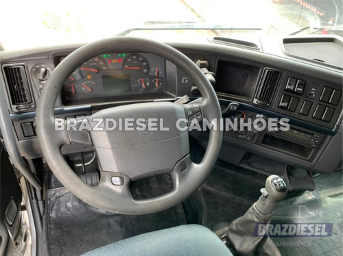 Imagem 7 de 8 de Volvo Fh 460 Globetrotter 2014 6x2 Único Dono