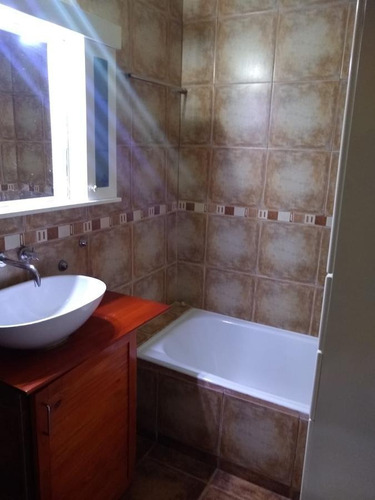 Imagen 9 de 23 de Casa Tipo Ph - Con Fondo Libre Y Cochera Cubierta / Oportunidad Única En Villa Bosch!!!