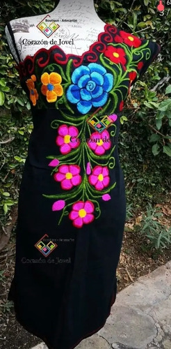 Elegantes Vestidos Artesanales Bordados De Flores De Chiapas | Envío gratis
