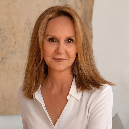 Por Si Un Día Volvemos / María Dueñas / Enviamos