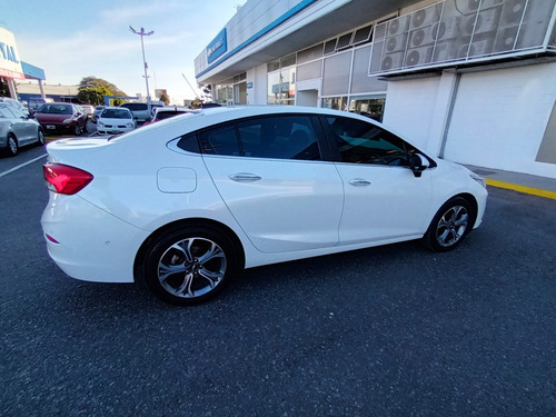 Chevrolet Cruze 1.4 Premier Sedan