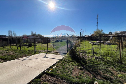 Terreno En Acceso A Maule, 2.400 M2