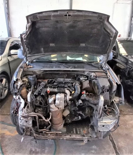 Imagen 8 de 11 de Peugeot Partner Confort Hdi 1.6l Furgon 2013