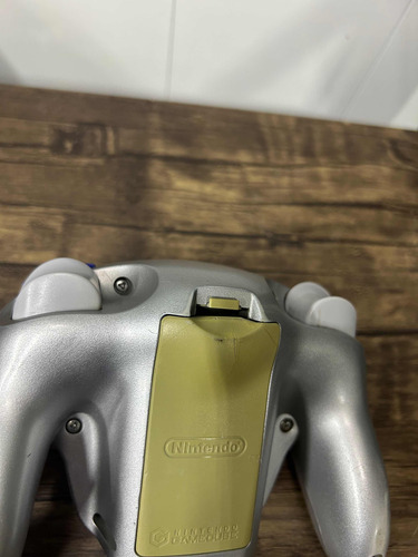 Control Mando Wavebird Nintendo Gamecube Sin Receptor (Usado)