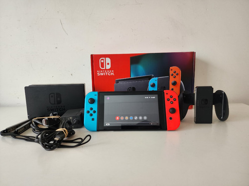Imagen 1 de 7 de Nintendo Switch Standard + Accesorios Y Caja 32 Gb