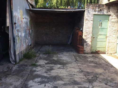 Imagen 3 de 9 de Galpon Ph En Venta - Moron Sur