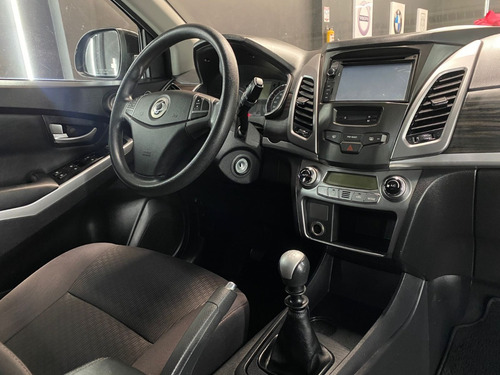 Imagen 11 de 18 de Ssangyong Korando C 2.0 Td Mt 2016 173hp 2ab Abs 4x4 Ee Aa