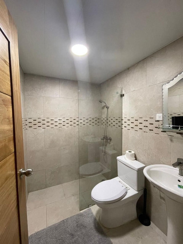 Apartamento En Alquiler En Tropical Del Este, Zona Oriental