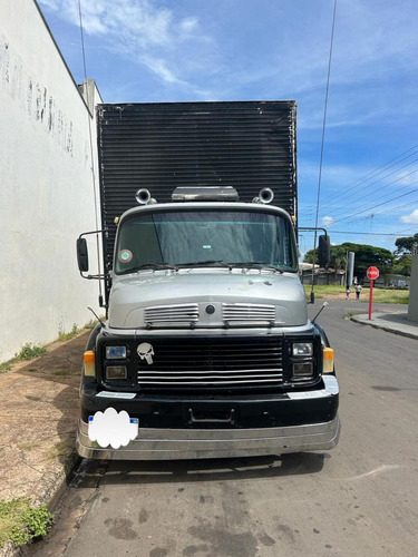 Caminhão Cara Preta 1318
