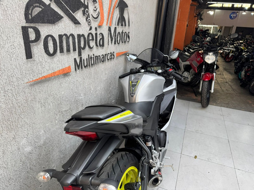 Yamaha Yzf R15 Abs 2024