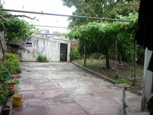 Imagen 4 de 7 de Chalet En Venta En Ituzaingo Norte