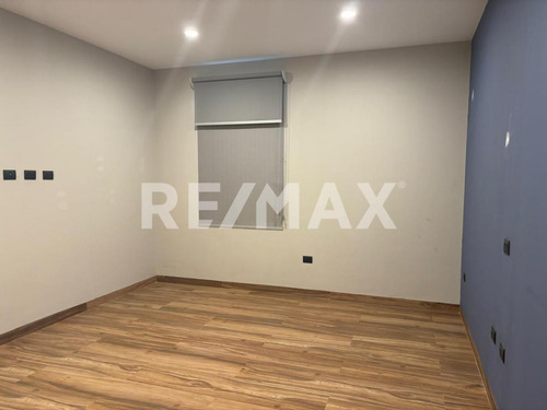 Casa En Venta En Condominio El Campanario Norte
