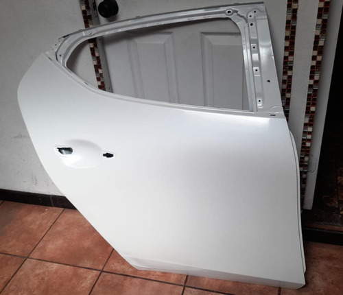 Puerta Trasera Derecha Mazda 3 Sport 2020-23 Original 