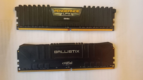 Vengeance Y Ballistic Pc Escritorio 16gb 2x8gb 2400mhz(dual) (Usado)