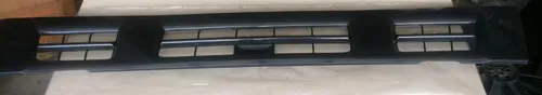Parrilla Suzuki Npr 06-15