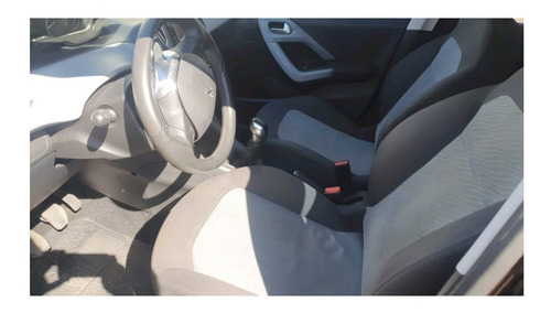 Imagem 6 de 9 de Peugeot 208 Active 1.5 8v Flex