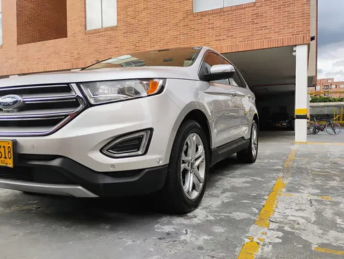 Ford Edge 2.0 Titanium