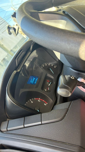 Ford Transit 2.2 Furgon Mediano 350m