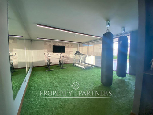 Arriendo Departamento Almagro Avenida Brasil Con V...