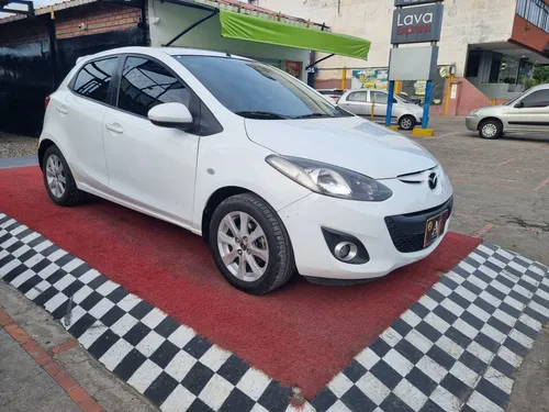 Mazda 2 1.5 At