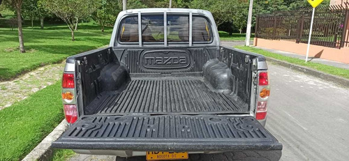 Mazda Bt 50 2013 Mt 4x2 Gasolina