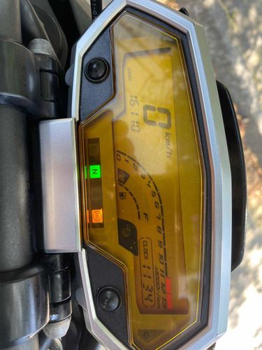Imagem 3 de 10 de Kawazaki Z1000