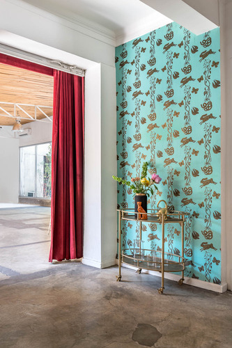 Casona Clásica Remodelada Con Amplio Estudio Y Espacios