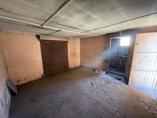 Oportunidad De Comprar Casa Con Amplio Terreno 280aprox !