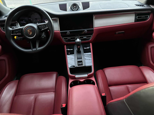 Porsche Macan S