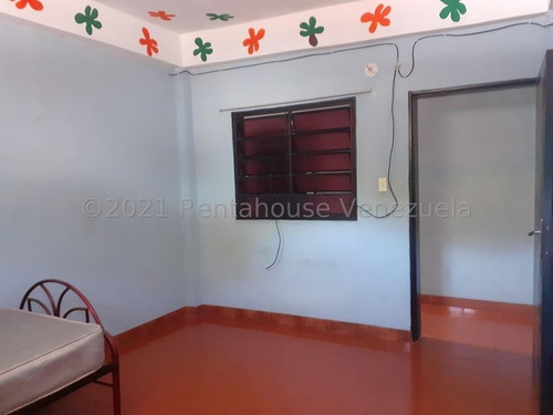 Imagen 8 de 16 de Casa En Venta En Zona Centro, San Juan De Los Morros 22-4679