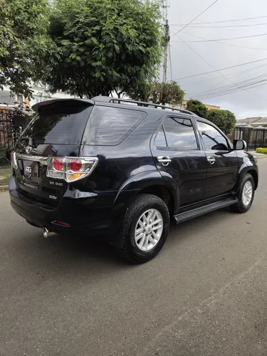 Toyota Fortuner 3.0 Srv