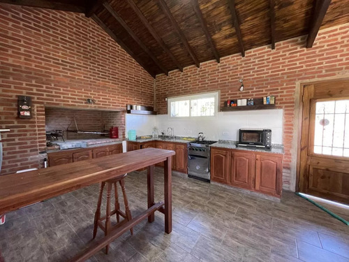 Casa En Alquiler Temporario En Salvador Maria A Escasas Cuadras De La Laguna De Lobos