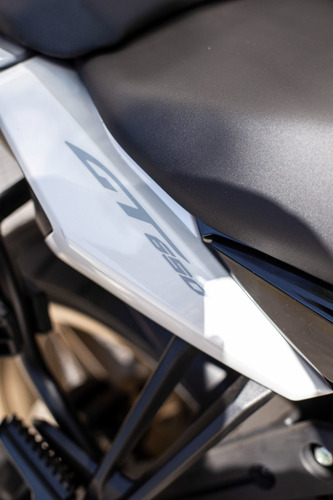 Imagen 2 de 25 de Nueva Cfmoto Nk 650 Gt Lanzamiento Lidermoto Cf Moto