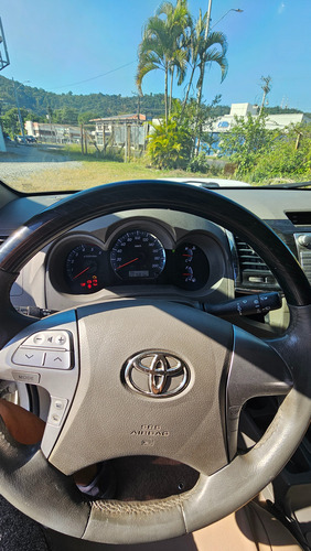 Toyota Hilux SW4 3.0 Srv 5l 4x4 Aut. 5p