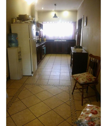 Imagen 13 de 14 de Excelente Casa!! Calle 34 E/ 49 Y 51, De 4 Dormitorios.