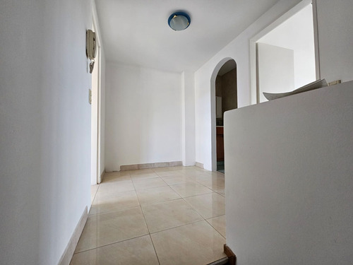Casa/ Duplex 3 Ambientes Cochera/pileta/altillo