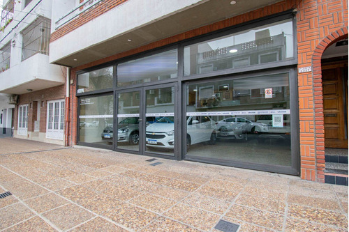 Imagen 2 de 21 de Venta Local Comercial En Zona Centrica