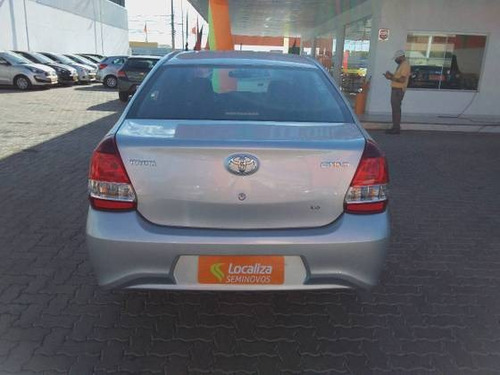 Toyota Etios 1.5 X Plus Sedan 16v Flex 4p Automático
