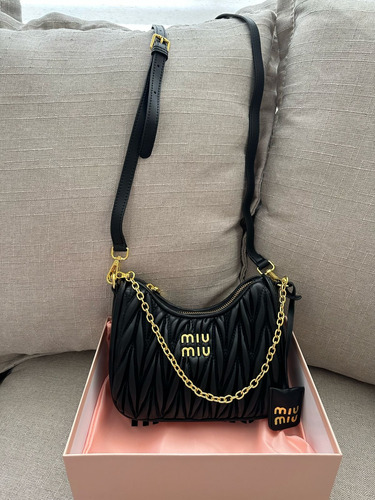 Bolsa Negra Crossbody Mlucon Caja