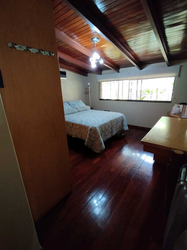 Venta De Casa Quinta En Santa Sofia