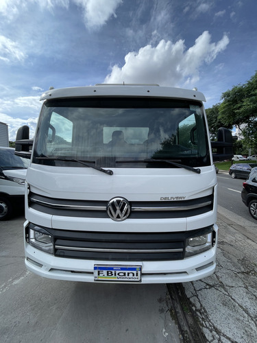 Volkswagen 11.180 4x2 Ano: 2021 Baú Refrigerado Ñ 9170, 1016
