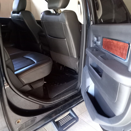 Imagem 13 de 16 de Ram Ram 2500 2012 6.7 Laramie Cab. Dupla 4x4 Aut. 4p