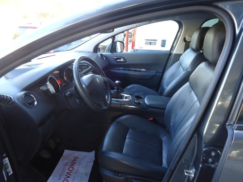 Peugeot 3008 Premium Plus 1.6