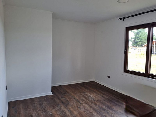 Parcela Con 2 Casas De Vende En Loteo Consolidado