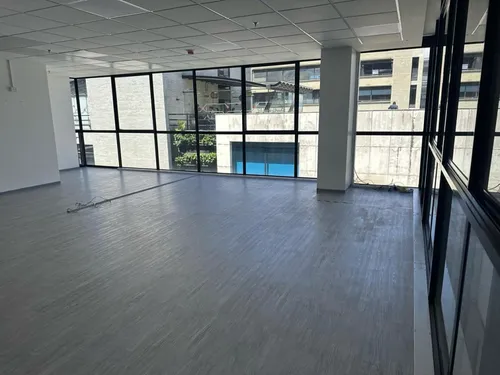 Oficina En Arriendo/venta En Chico Norte. Cod A1004432