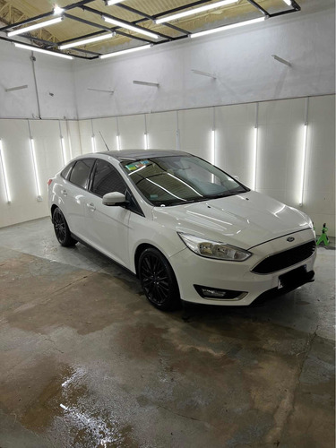 Imagen 13 de 15 de Ford Focus Iii 2016 2.0 Sedan Se Plus At6