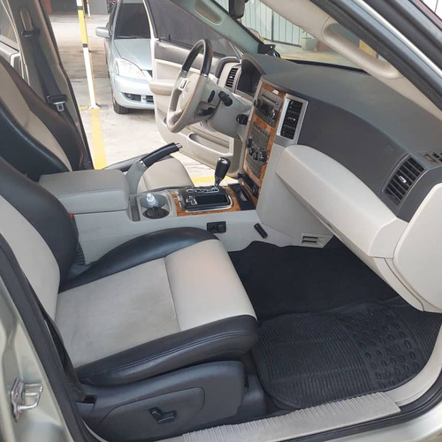 Imagen 7 de 10 de Jeep Grand Cherokee