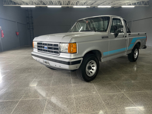 Ford F100 Xlt 3.6 6cil